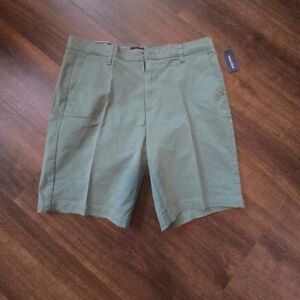 NWT Mens Nautica Olive Flat Front Shorts
